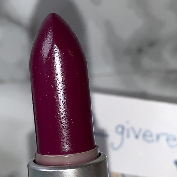 NWOB REBEL SATIN Lipstick MAC - Picture 7 of 17